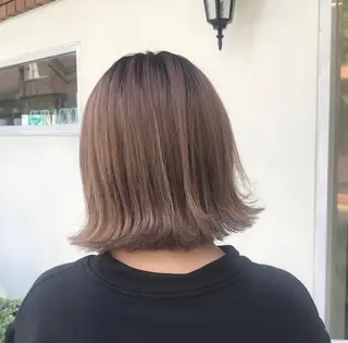 ショート カラー stylist店長 岡本真依のヘアスタイル