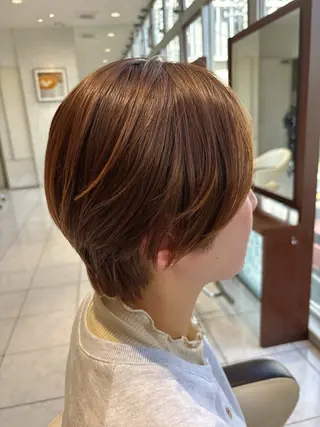 ショート 篠田 綾乃のヘアスタイル