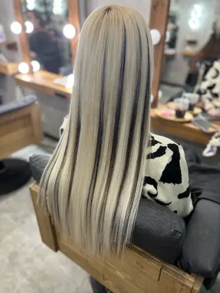 ロング MOURI CHISATOのヘアスタイル