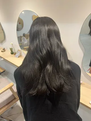 セミロング カラー 山口 愛結のヘアスタイル
