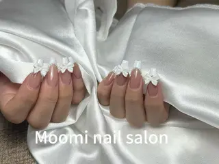 セミロング Moomi nail salonのネイルデザイン