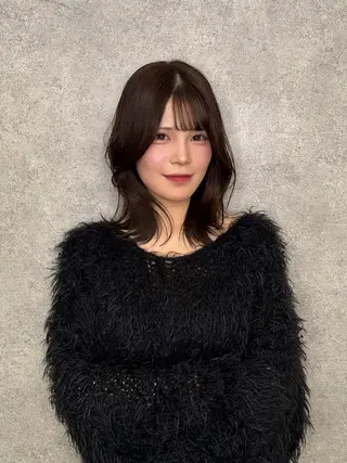 ミディアム カラー 紅都🫧透明感 水光カラー🫧のヘアスタイル