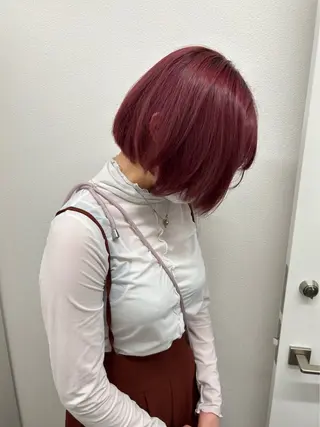 ショート カラー AKIHO 暖色カラーのヘアスタイル
