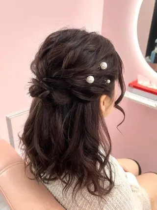 セミロング 吉田 美悠のヘアスタイル