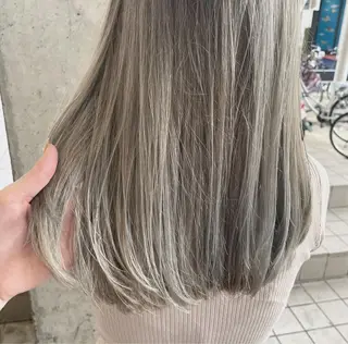 ロング カラー 六地蔵／透明感／ Sakamoto🎠のヘアスタイル