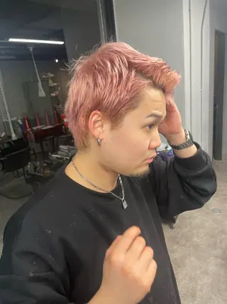 ショート カラー メンズ 🩵ハイトーン/ レイヤーYUZU🩵のヘアスタイル