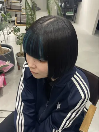 カラー lit 松井乃愛のヘアスタイル
