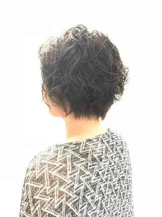 ショート カラー 國光 彩音のヘアスタイル