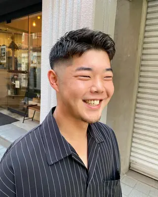 ショート メンズ メンズ特化 岸本 阪急六甲サロンドロイのヘアスタイル