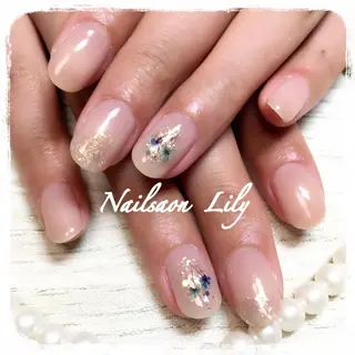 ネイル Lily*nail 🌻Mii🌻のネイルデザイン