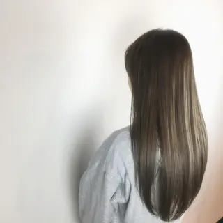 ロング カラー 江藤 星史のヘアスタイル