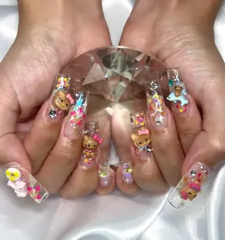 ネイル Reve府中町ネイル &カラー診断のネイルデザイン