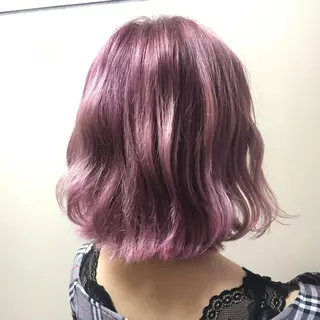 ショート カラー 前濱 ノゾミのヘアスタイル