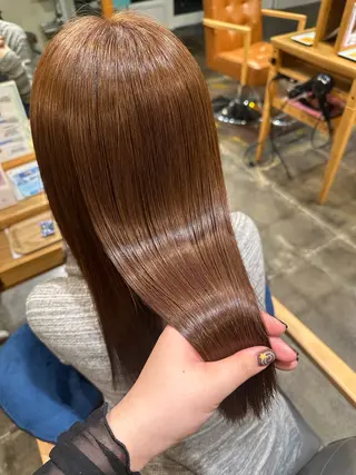 セミロング aimu/レイヤー/ カラー/髪質改善のヘアスタイル