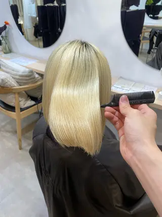 ミディアム H 女性専用サロン梅田所属・牧野 航大のヘアスタイル