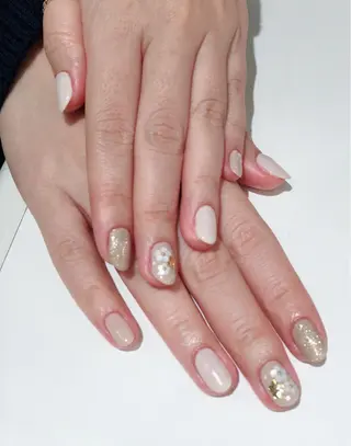 ネイル ビジューバイアクイユ ネイルズ　東中野店のネイルデザイン