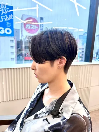 ショート カラー 色気レイヤー& ショートはお任せ🌟のヘアスタイル