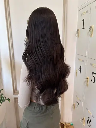 ロング カラー merc.🕊大西‎ 香瑚のヘアスタイル