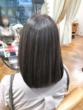 カラー ✨デザインカラー✨ ハイトーン　森貴章のヘアスタイル