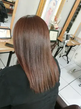 ロング カラー ma cherie naoのヘアスタイル