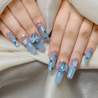 ネイル Maggie Nail🦩のネイルデザイン