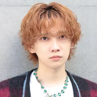 ミディアム カラー パーマ ヘアアレンジ メンズ 🔥ニュアンス フェザー小林海斗🔥のヘアスタイル