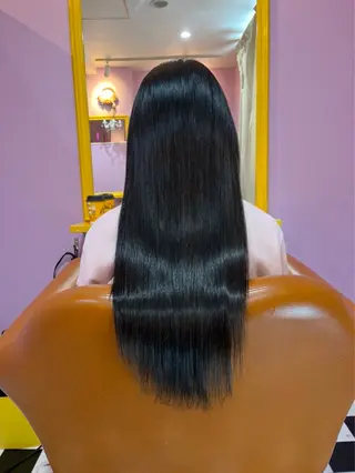 ロング シール＋ちび編み込み エクステ梅田🐨のヘアスタイル