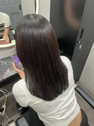 ミディアム なんば/個室サロン タナカヒナのヘアスタイル