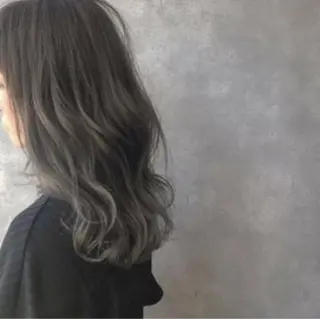 セミロング カラー 🌷RIE 🌷のヘアスタイル