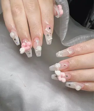 ネイル Lee Nailsのネイルデザイン