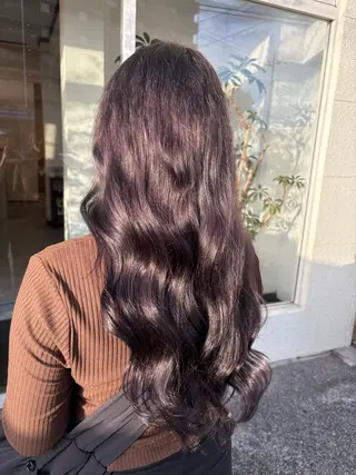 ロング カラー 黒川 綾音のヘアスタイル