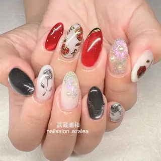 ネイル R inのネイルデザイン