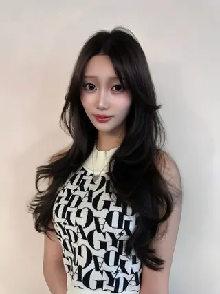 ロング 中嶋蓮 透明感カラー韓国ヘアのヘアスタイル