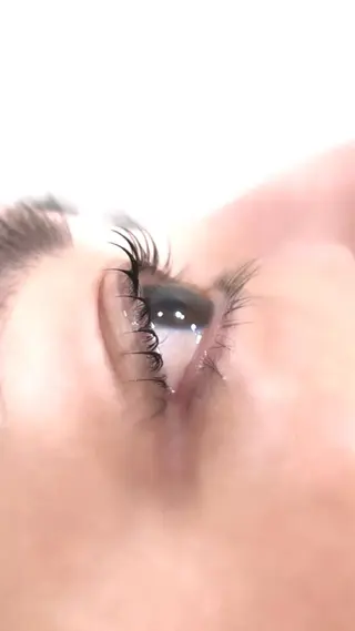 パーマ avectoi 𝓻𝓲𝓷𝓪の眉毛・アイブロウイメージ