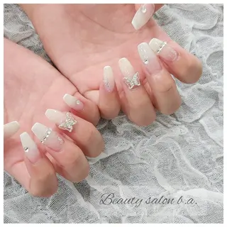 ネイル nailsalon b.a.のネイルデザイン
