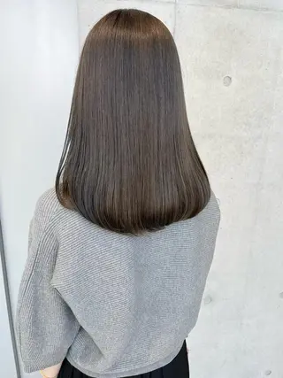 ロング カラー パーマ ヘアアレンジ 透明感/オリーブ/ グレージュ/YUKAのヘアスタイル