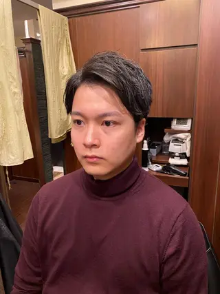 ミディアム 齋藤 大晟のヘアスタイル