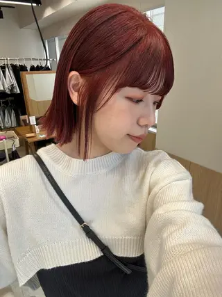 ショート カラー 安永 来未のヘアスタイル