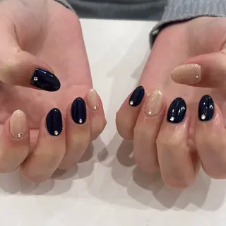 ネイル SHIORI🐈‍⬛ 韓国⌇ワンホンネイルのネイルデザイン