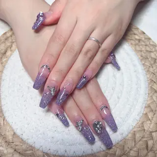 ネイル Maggie Nail🦩のネイルデザイン