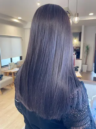 セミロング 畑中康志 美髪矯正/ハイトーンのヘアスタイル