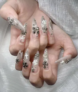 ネイル Lee Nailsのネイルデザイン