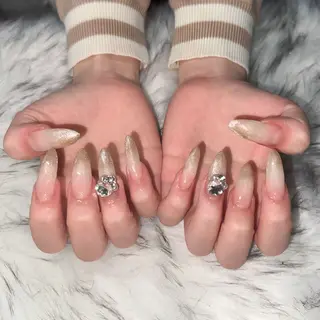 ロング mao .のネイルデザイン