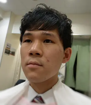 ミディアム パーマ 渡邉 直登のヘアスタイル