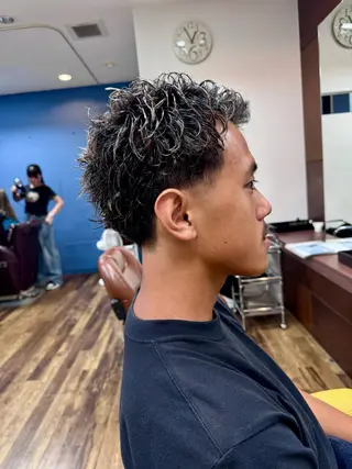 ショート パーマ メンズ 渋谷 洸貴のヘアスタイル