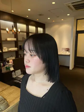 ミディアム CLIQUE　有木 七虹のヘアスタイル