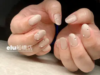 ネイル elu :nail&eyeのネイルデザイン