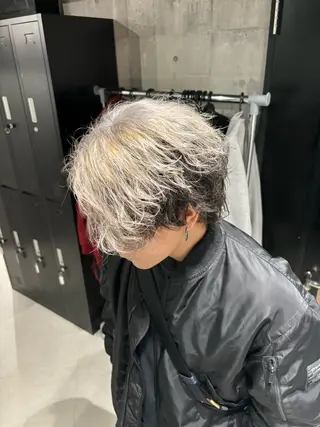 カラー パーマ メンズ _WHITE / KENTOのヘアスタイル