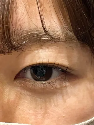 マツエク・マツパ 井上 真里奈のヘアスタイル