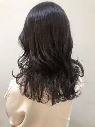 セミロング 銀座／レイヤーカット 🤍内野すみれのヘアスタイル